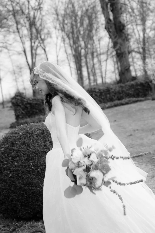 Destination wedding photography of a bride in Italy with cinematic elegance